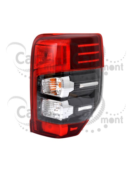 Lampa tylna - prawa - Mitsubishi L200 2.2 KL6T KK6T - 8330B216